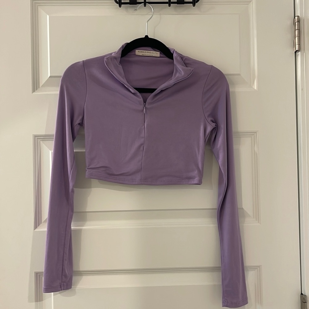 Long sleeve crop top